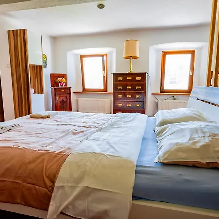 Vintage House Tomazin Poljane nad Škofjo Loko