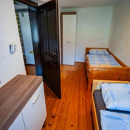 Vintage House Tomazin Poljane nad Škofjo Loko